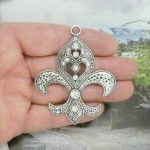 Silver Fleur De Lis Pendants for Jewelry Making