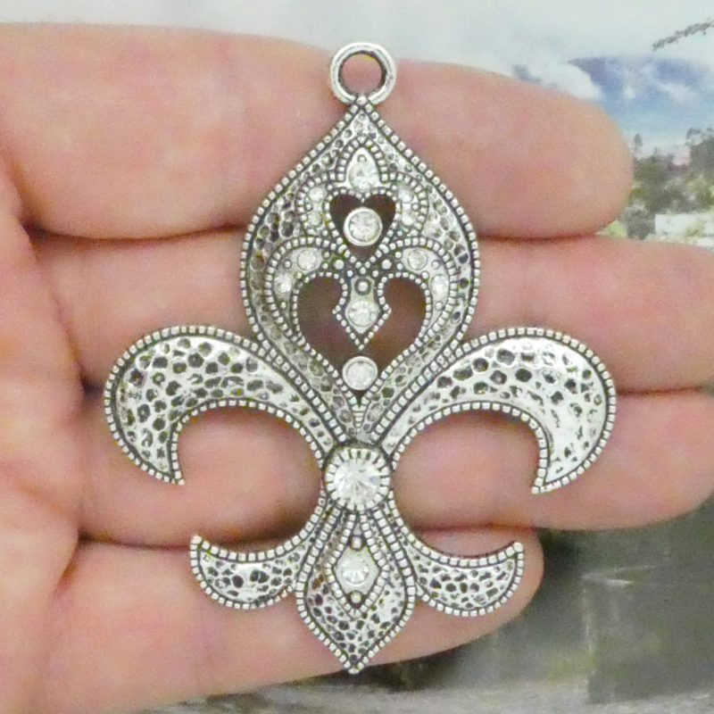 Silver Fleur De Lis Pendants Wholesale