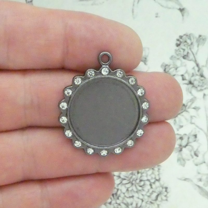 Round Photo Charm
