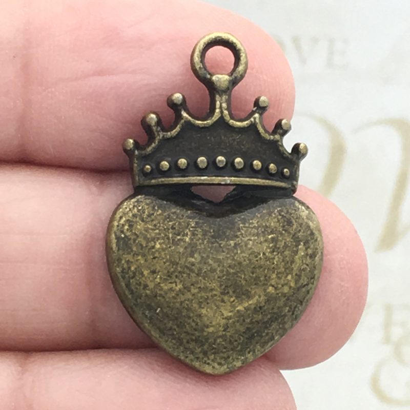 Crown Heart Charms Wholesale