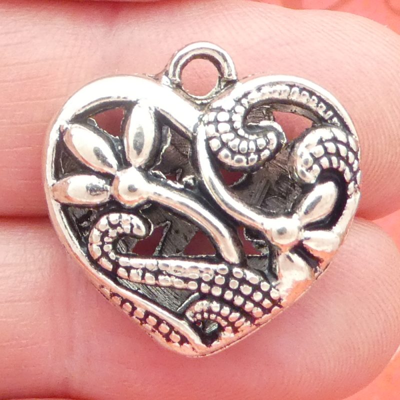 Silver Heart Flower Pendant