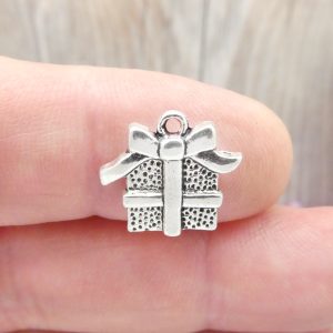 Christmas Present Charm