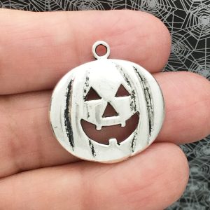 Jack O Lantern Charm