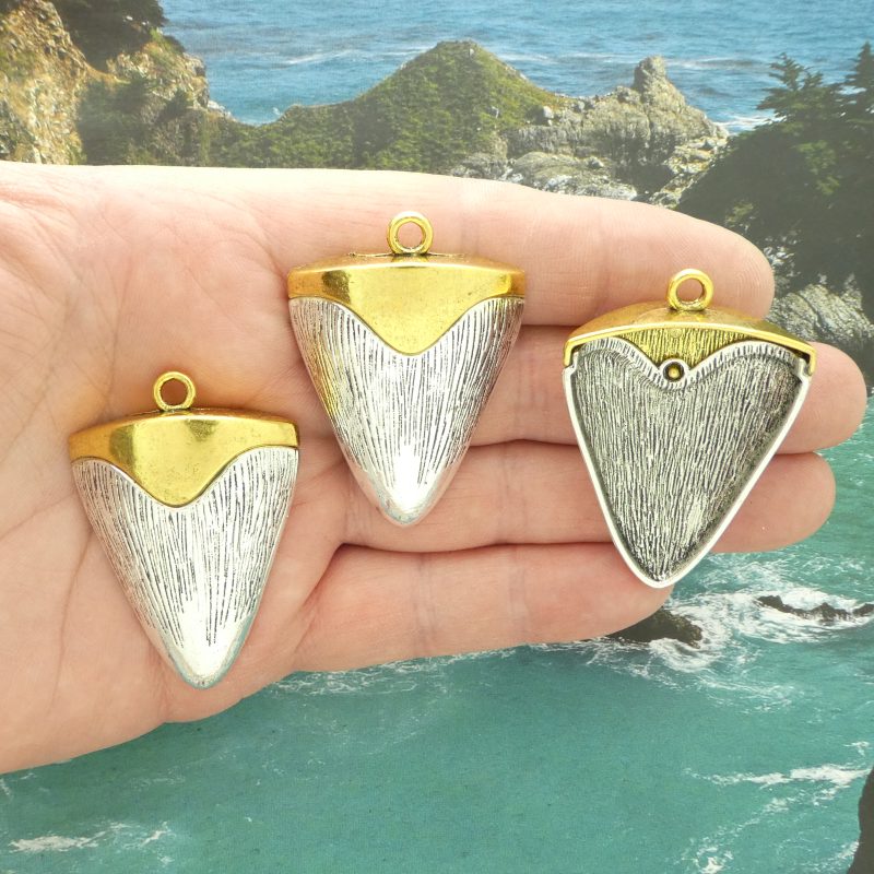 Shark Teeth Pendant
