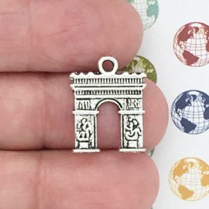 Arch de Triumph Charm