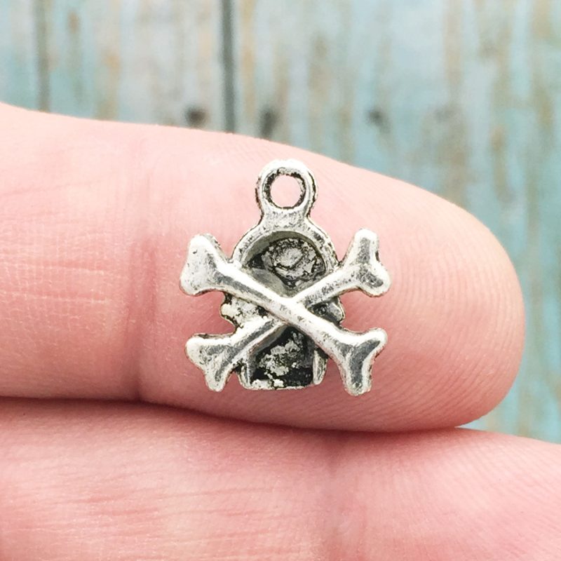 BULK 40 Skull and Crossbones Charm Silver by TIJC SP0277B - Image 2