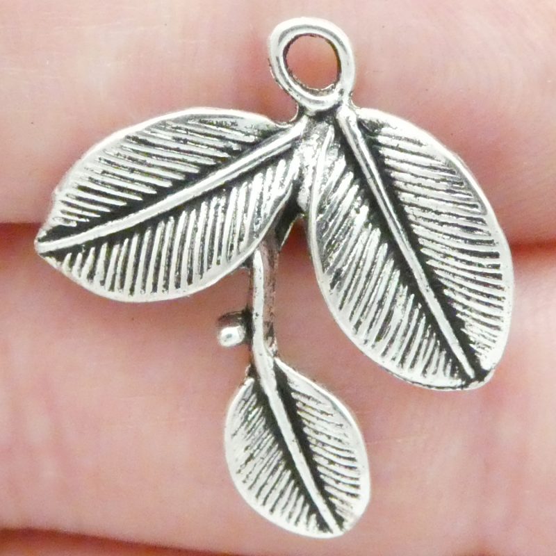 Leaf Charm