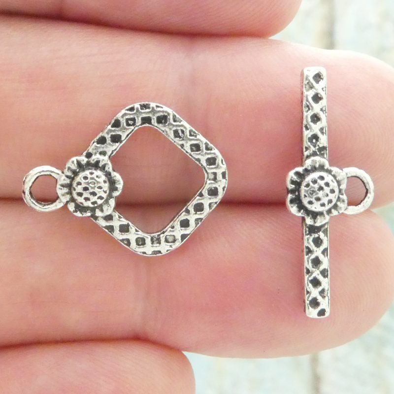 toggle jewelry clasps